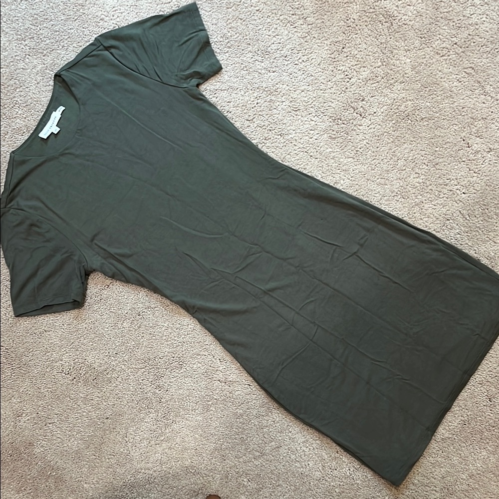 GOOD AMERICAN Olive Green T-Shirt Dress